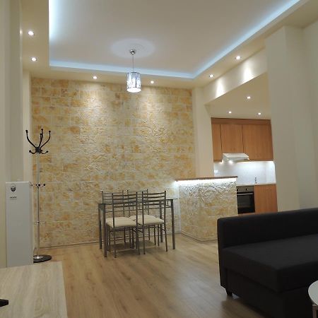 Apartment Near Acropolis Athena Bagian luar foto