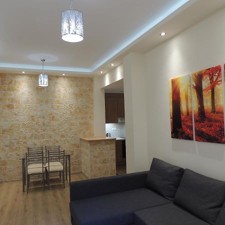 Apartment Near Acropolis Athena Bagian luar foto